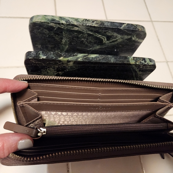 Kate Spade Neda wallet - Picture 6 of 7